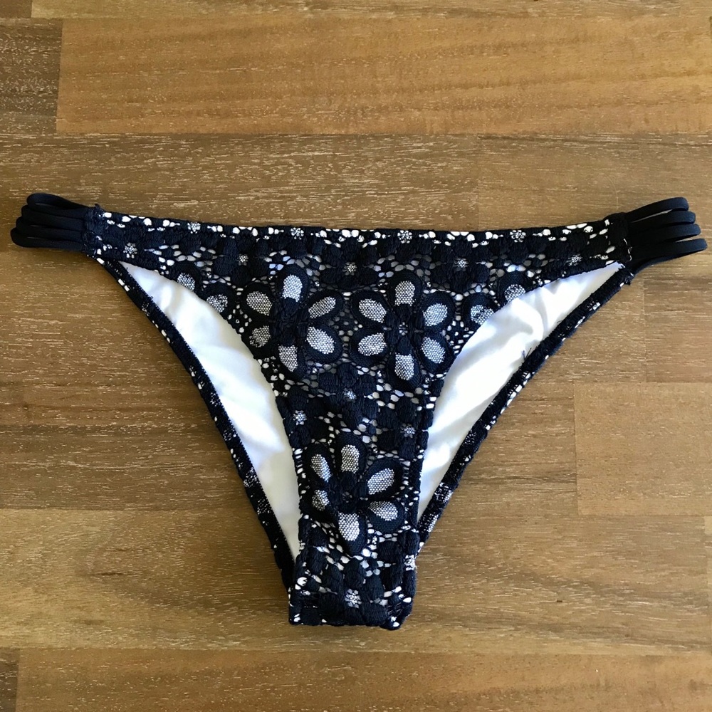 Victoria’s secret black floral bikini bottoms